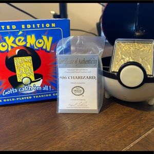 23k gold plated Charizard trading card